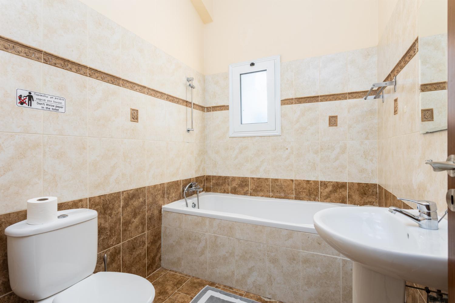Villa Kleopatra Пафос Экстерьер фото