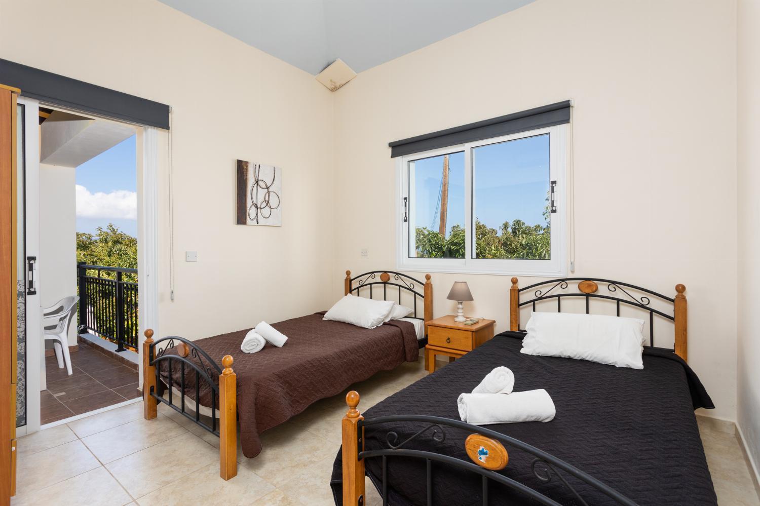 Villa Kleopatra Пафос Экстерьер фото
